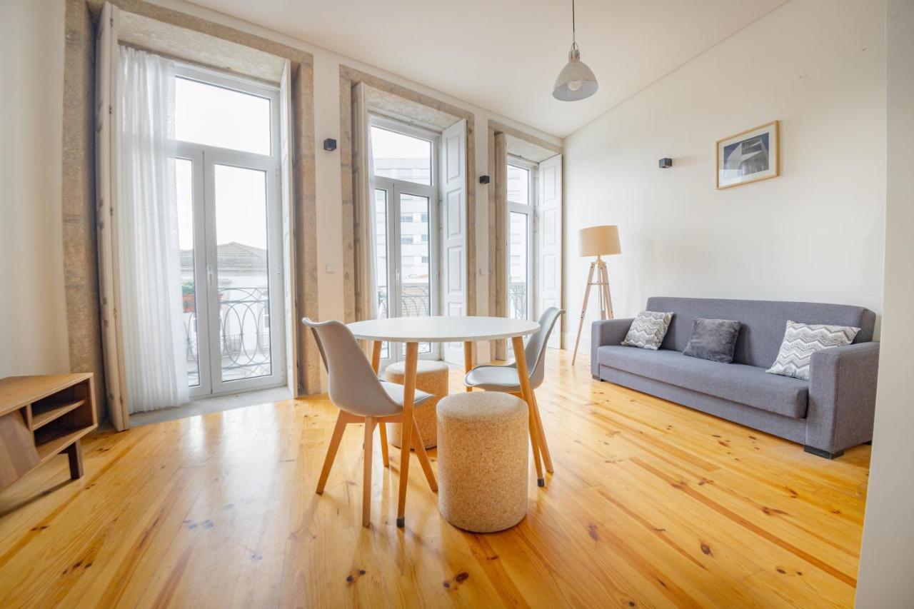 Belas Artes Apartments Porto Bagian luar foto