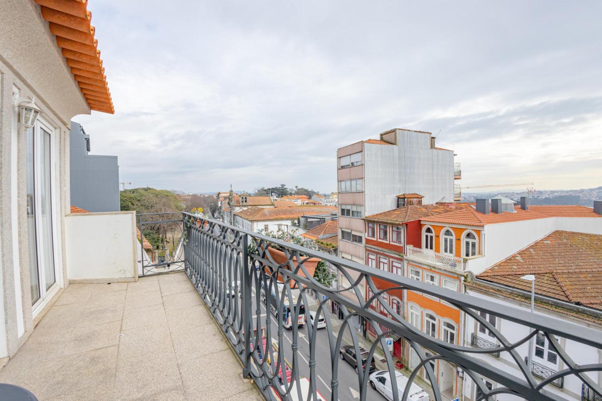 Belas Artes Apartments Porto Bagian luar foto